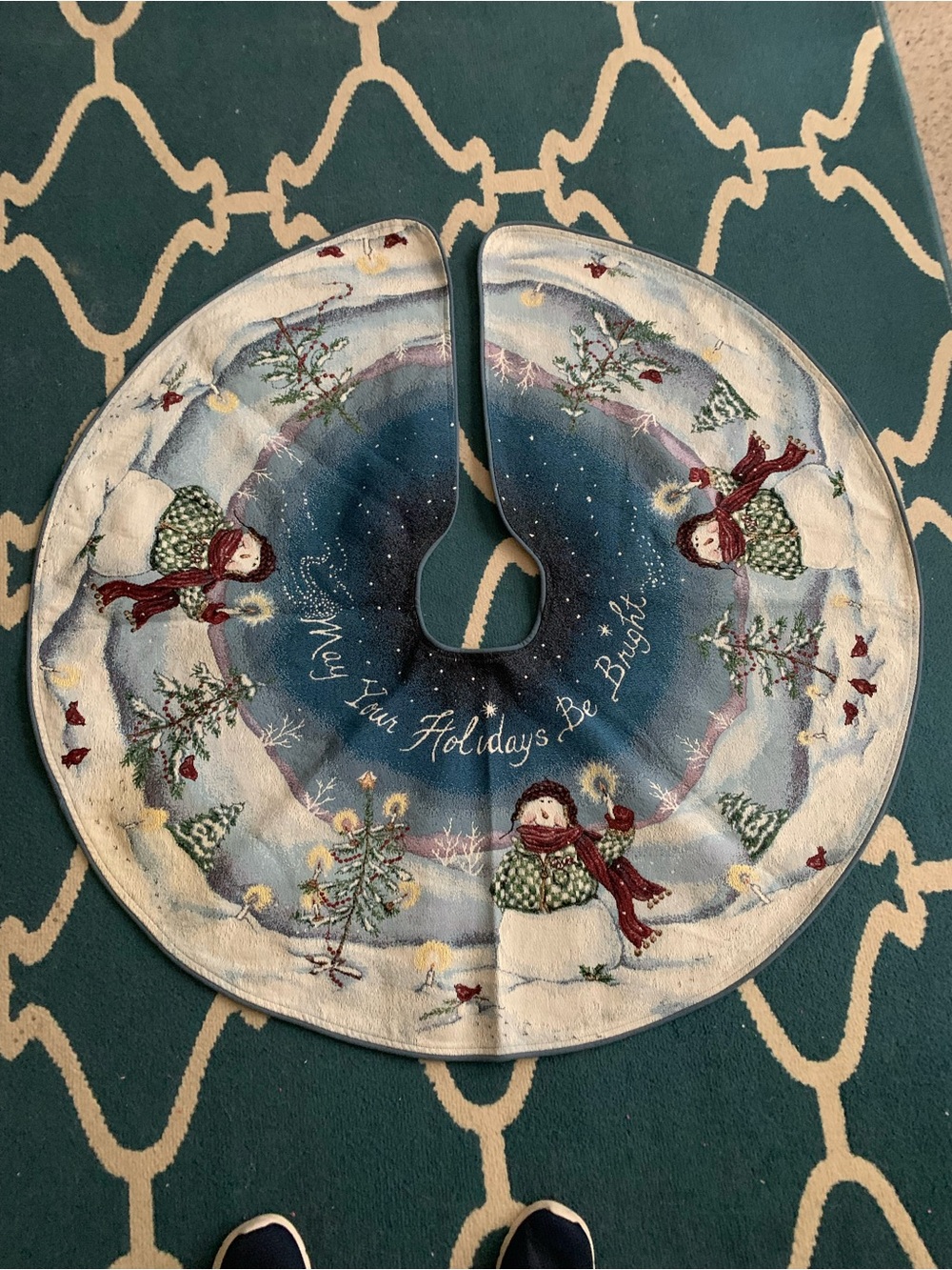 Manual Weavers NC Tapestry Jacquard Snowman Scene Tree Skirt 44 Inch